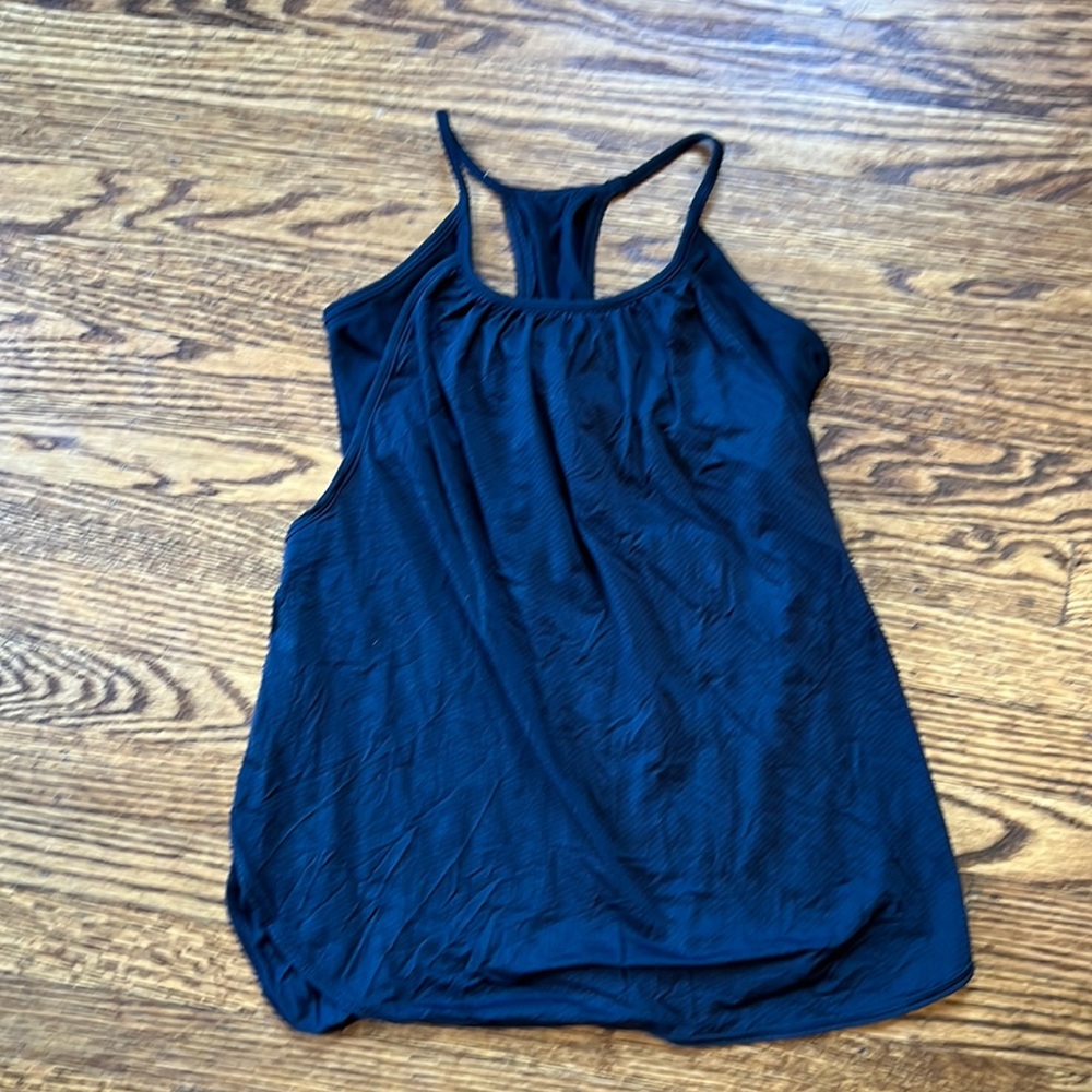 Lululemon Black Tank with built in Sports Bra sz 6